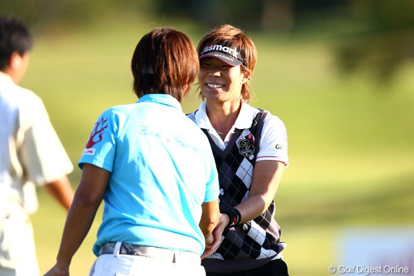 2012年 富士通レディース 2日目 穴井詩