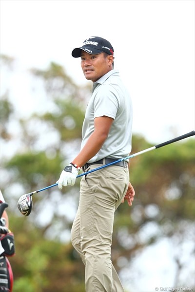 2012年 日本オープンゴルフ選手権競技 3日目 宮里優作 メジャーの大舞台で悲願のツアー初優勝を、“真っ青な”視界にとらえた宮里優作。