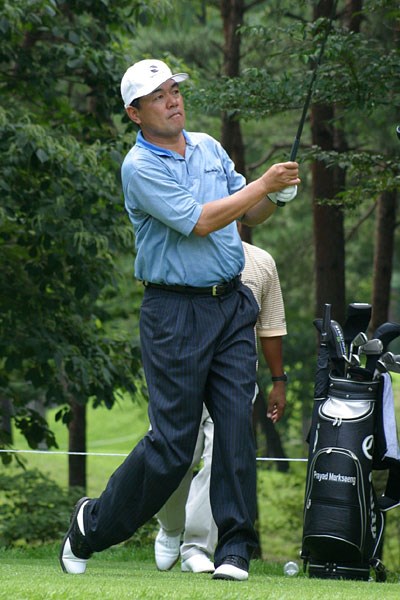 2002年 日本ゴルフツアー選手権イーヤマカップ 初日 室田淳 