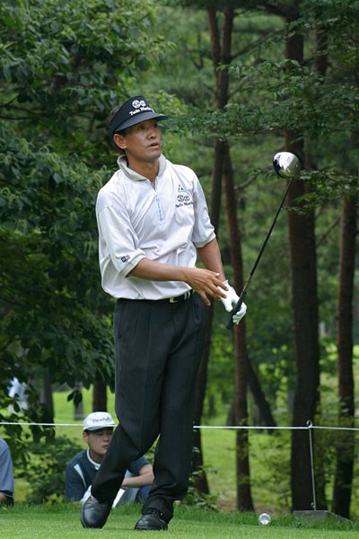 2002年 日本ゴルフツアー選手権イーヤマカップ 初日 金鍾徳 