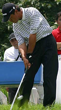 2002年 日本ゴルフツアー選手権イーヤマカップ 最終日 佐藤信人 ほとんど曲がる事のなかった佐藤のティショット