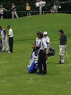 2002年 日本ゴルフツアー選手権イーヤマカップ 最終日  お先にどうぞ