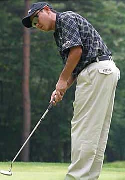 2002年 日本ゴルフツアー選手権イーヤマカップ 最終日 谷口徹 チャージがかからない谷口