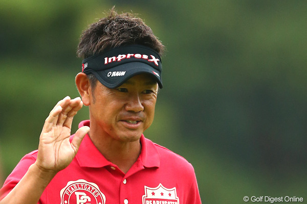 【国内男子初日】藤田寛之が単独首位発進！連覇を狙う谷口徹が追走