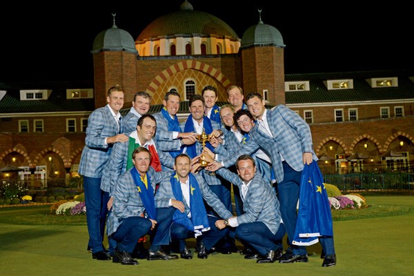 2012年 WORLD ライダーカップ 欧州選抜 アウエーで大逆転勝利を飾った欧州選抜チーム。キャプテンのオラサバルの目に映っていたものは（J.D.Cuban／GW）