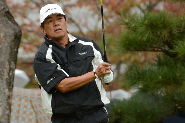 2012年 日本シニアオープンゴルフ選手権競技 最終日 室田淳 首位タイに並んで最終ホールに入った室田だったが、ボギーを叩いて2連覇を逃した。（提供：日本ゴルフ協会）
