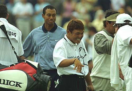 2002年 メモリアルトーナメント 2日目 タイガー・ウッズ 丸山茂樹 注目を集めたマル＆タイガー