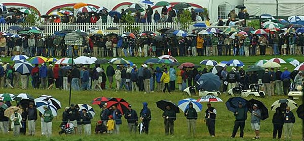 2002年 全米オープン 2日目  今日は1日中どんよりとした天気だった