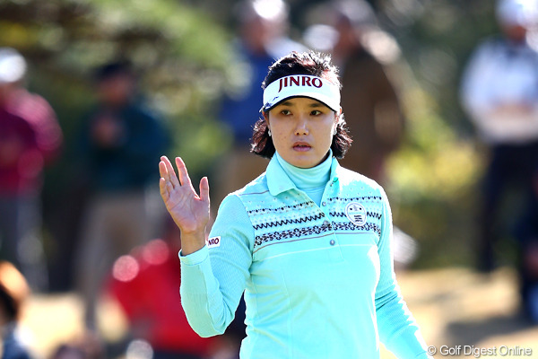 新女王・全美貞が単独首位発進 1打差に佐伯三貴