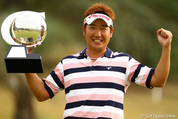 2012年 カシオワールドオープンゴルフトーナメント 事前情報 高山忠洋 昨年大会は2日目から首位に立った高山忠洋がその座を守りきり、シーズン2勝目を達成した