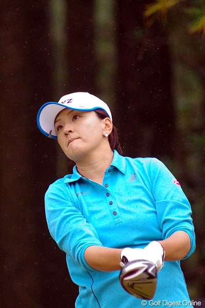 2012年 LPGAツアーチャンピオンシップリコーカップ 初日 茂木宏美 芦屋夫人は1年を通して調子よかったですなァ。地味やけど、しょっちゅう画像をUPさせてもらいましたもん。4位T