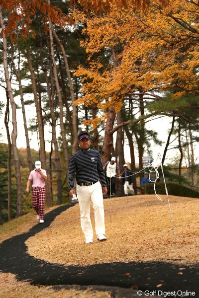 2012年 ゴルフ日本シリーズJTカップ 初日 藤田寛之 3連覇と賞金王がかかってるんです、この大会