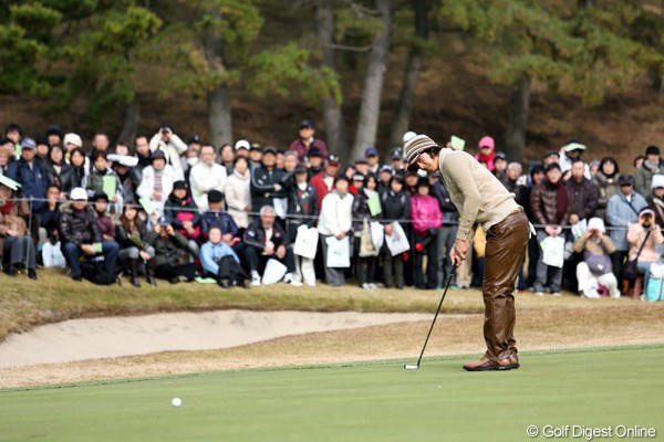 2012年 ゴルフ日本シリーズJTカップ 2日目 石川遼 明日は最終組、土曜日だしギャラリーも大勢引き連れそうだね