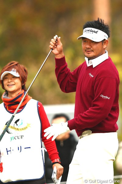2012年 ゴルフ日本シリーズJTカップ 2日目 ハン・リー スコアを8つ伸ばして単独2位に浮上