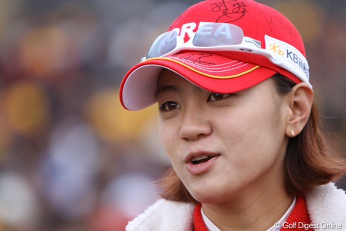 こちらではヒーロー扱いのチェ・ナヨン。強くかっこいい憧れの選手です 2012年 日韓女子プロゴルフ対抗戦 最終日 チェ・ナヨン