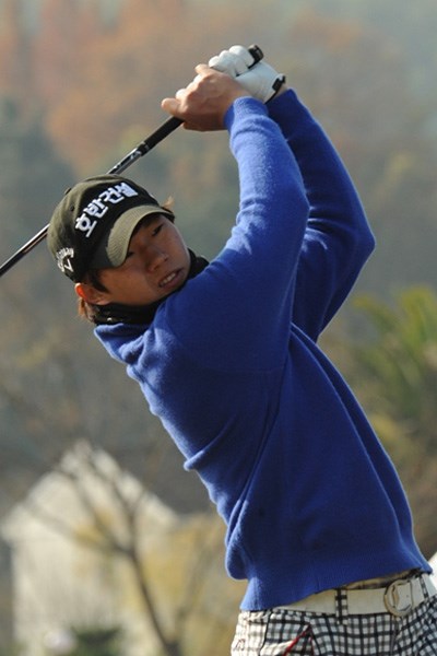 2012年 国内男子ファイナルQT 最終日 李尚熹（イ・サンヒ） 韓国出身の20歳、李がトップ通過を果たした。