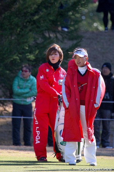 2012年 Hitachi 3Tours Championship 有村智恵 姉の美佳さんとの初タッグで挑んだ有村智恵は5ポイントを獲得した