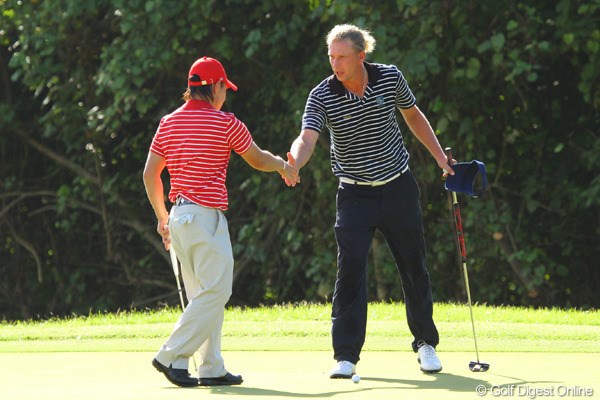 2012年 ザ・ロイヤルトロフィ 最終日 マルセル・シーム＆藤本佳則 ゴルフは身長ではない。