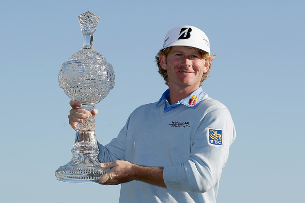 B.スネデカーが通算19アンダーで今季初優勝