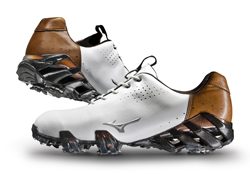 『ジェネム』でシューズフィッティング本格参入のミズノ