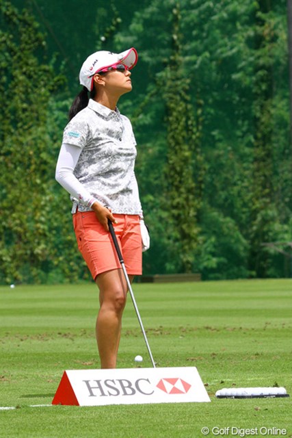 画像詳細 2013年 Hsbc女子チャンピオンズ 事前情報 宮里藍 玉突き事故の宮里藍 首の痛みにより出場は微妙 2013年 Hsbc女子チャンピオンズ2013 Gdo ゴルフダイジェスト オンライン