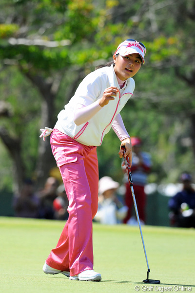 中学2年生の新垣比菜が10位タイで予選を突破