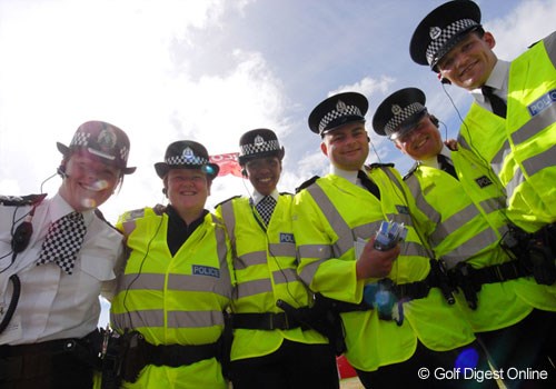 2007年 全英リコー女子オープン 初日 地元警察官