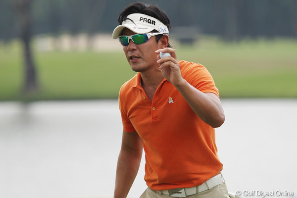 矢野東が暫定2位タイに浮上 首位にS.ストレンジ