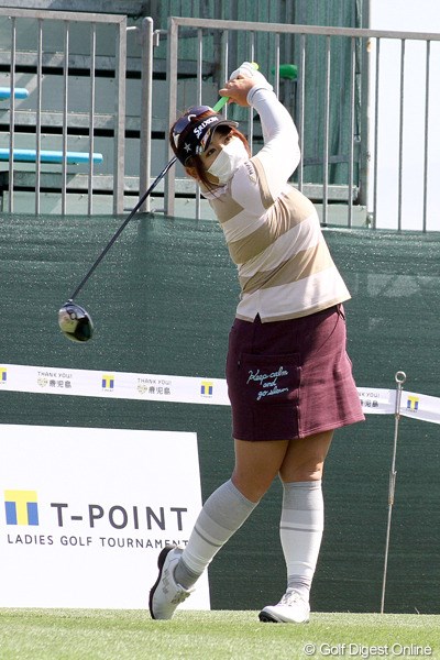 2013年 Tポイントレディスゴルフトーナメント 事前 吉田弓美子 2013年のミーティング委員長に就任した吉田弓美子。持ち前の明るさで選手たちを引っ張る