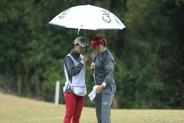 2013年 Tポイントレディスゴルフトーナメント 初日 リ・エスド