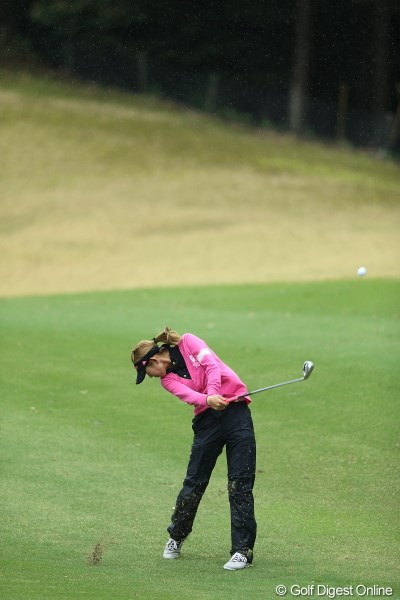 2013年 Tポイントレディスゴルフトーナメント 初日 金田久美子 ここまで頭残せるってすごすぎ！