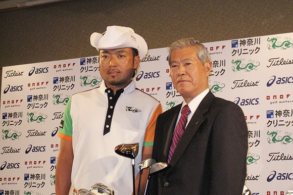 2009年 片山晋呉、新規契約発表会