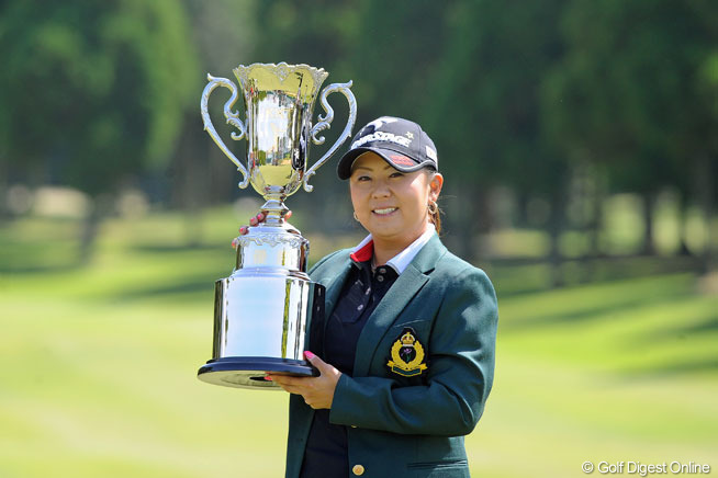 佐伯三貴が混戦を制し、今季初勝利！