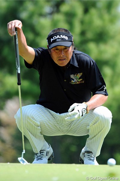 2013年 つるやオープンゴルフトーナメント 2日目 尾崎将司 スコアを一つ落としたもののトータル8アンダーで首位タイをキープした驚異の66歳。きっと彼はマジンガー・ジャンボに違いない！