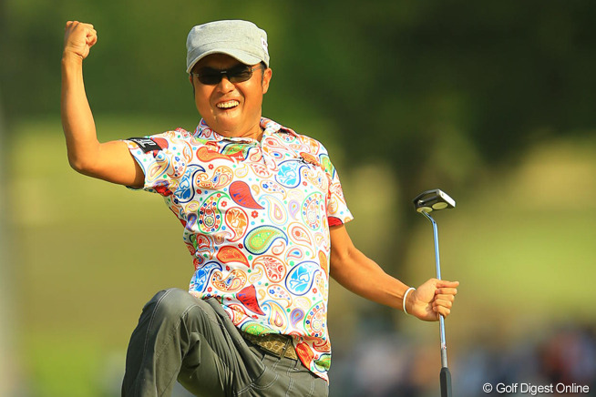 片山が5シーズンぶりの勝利に王手！ 松山は失速、3打差を追う