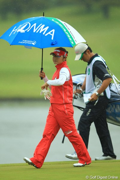 藤田幸希は首位から陥落。風邪を引く身に冷たい雨は堪えた