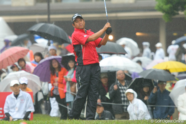 池田勇太が連覇に向け単独首位スタート！