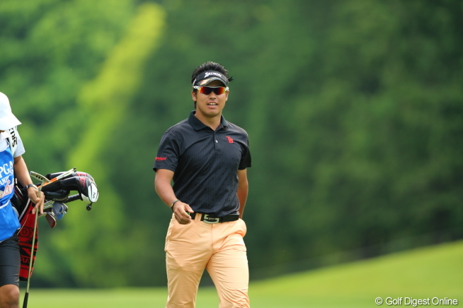 松山英樹が1差2位発進！ 首位に呉阿順