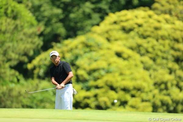 2013年 日本プロゴルフ選手権大会 日清カップヌードル杯 2日目 塚田好宣 ほとんどフォローをとらないアプローチ。。。参考にしよ。