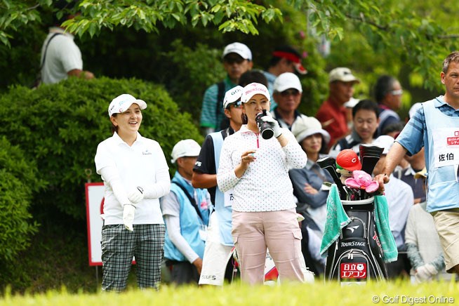 2013年 ほけんの窓口レディース 初日 茂木宏美＆佐伯三貴