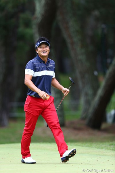 2013年 ダイヤモンドカップゴルフ 初日 宮本勝昌 笑顔のこぼれる1R、3アンダー7位タイ