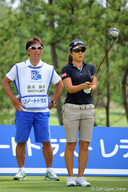 画像詳細 2013年 リゾートトラストレディス 初日 藤本麻子 若林とイ