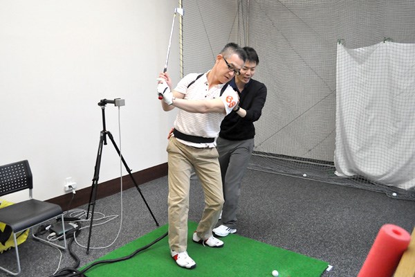 golftec 手打ちではない積極的な腕の使い方！ 2-2