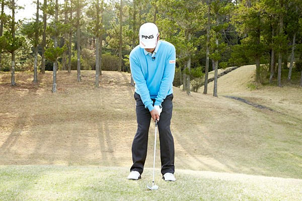 ハンドファーストには構えないこと