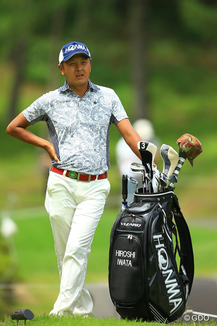 岩田寛が初日の120位から5位へジャンプアップ 【国内男子ツアー JGTO