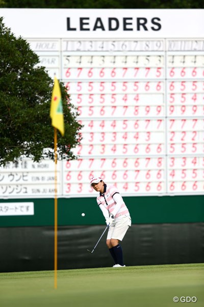 2013年 アース・モンダミンカップ 2日目 茂木宏美 ホステスプロとして予選通過で面目がたったかな