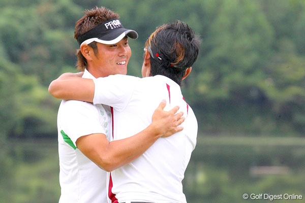 画像詳細 矢野東 谷原秀人が今季2勝目！ 賞金ランクトップに立つ