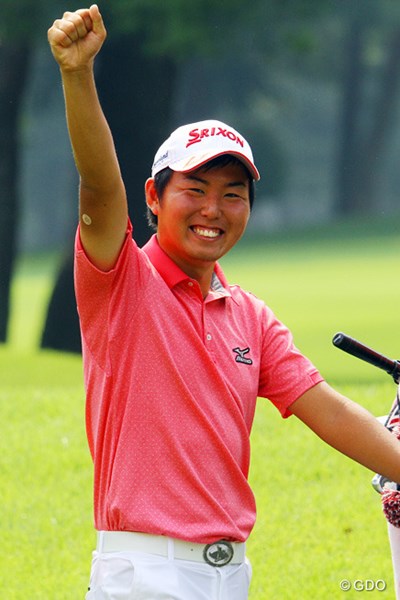 2013年 日本アマチュアゴルフ選手権競技 4日目 杉山知靖 17番でバーディを奪い勝利を決めた杉山知靖