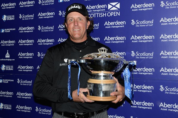 2013年 アバディーンアセットマネジメント スコットランドオープン 最終日 フィル・ミケルソン P.ミケルソンがスコットランドで逆転V！次週全英に弾みをつけた（Warren Little／Getty Images）