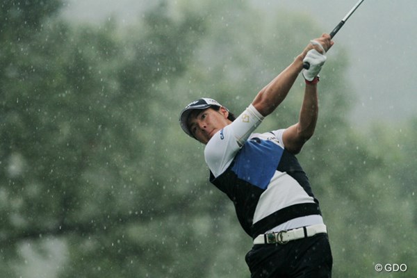 2013年 全米プロゴルフ選手権 2日目 石川遼 午前中は大粒の雨が。午後には晴天になるからゴルフトーナメントは難しい。